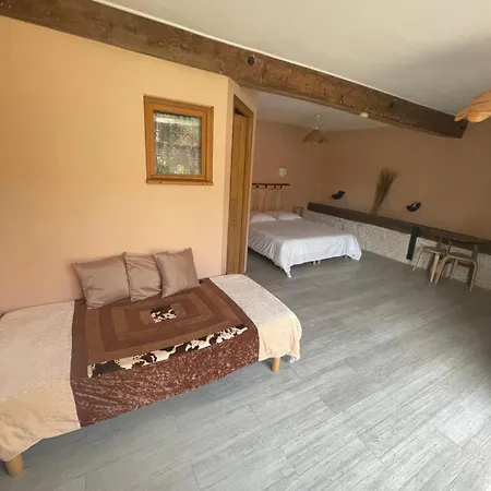 La Fermette Champenoise Bed and Breakfast 3*