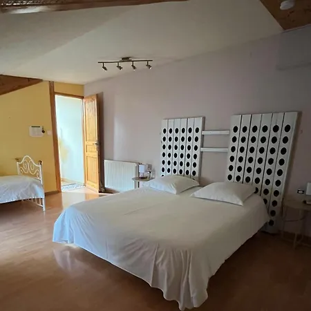 Bed & Breakfast La Fermette Champenoise 3*